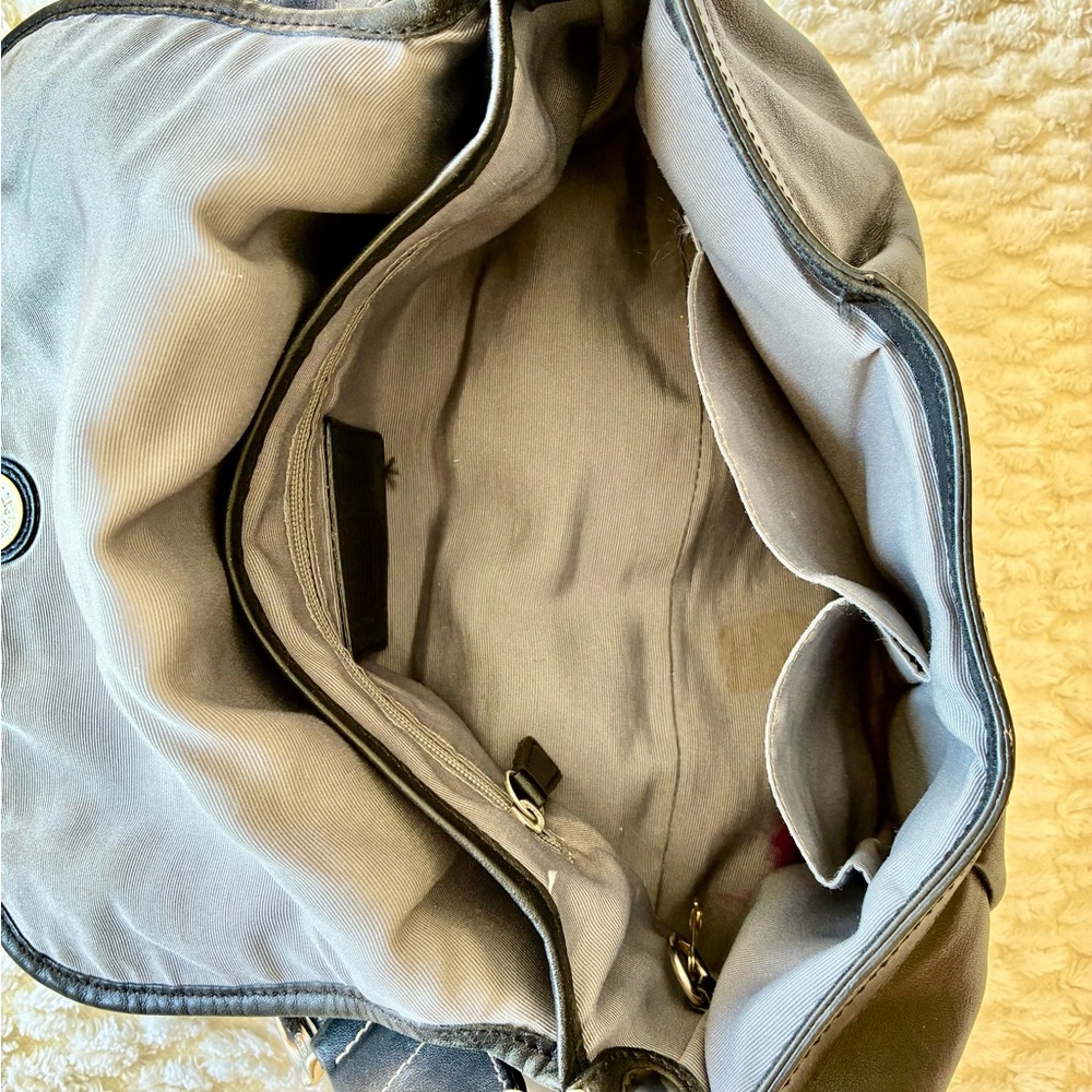 Vintage Coach Soho Leather Flap Shoulder Bag - Picture 6 of 8